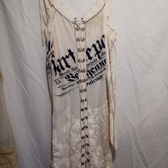 Salvage - Picture 6 of 7